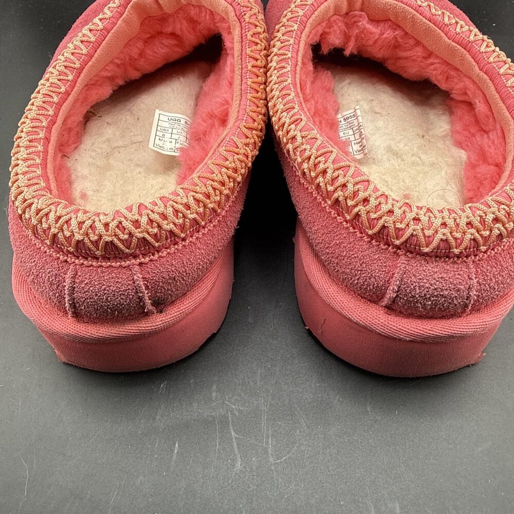 UGG Australia Women's Size 6 Pink Sugar Sole Slip On Shoes - Picture 5 of 8